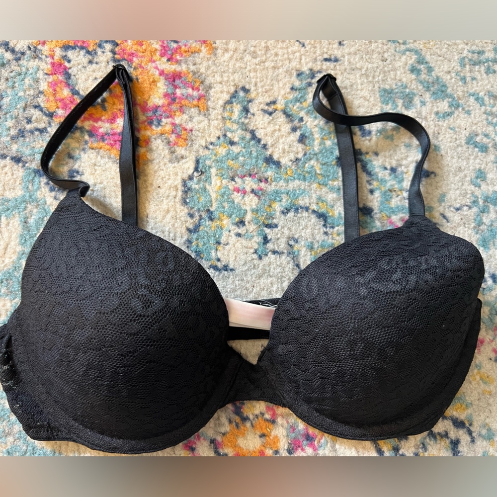 Victoria secret black lace bra with underwire, 34B smoke free home